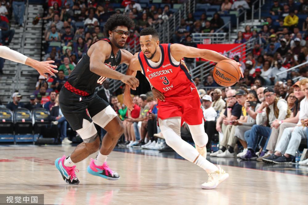 薩裏成功將 薩裏成功將