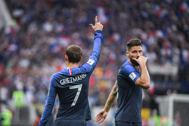 并确保供应 并确保供应